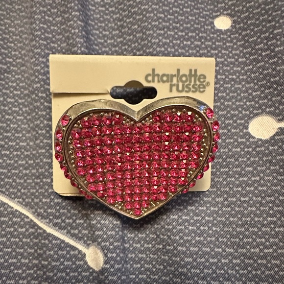 Bright and Sparkly Heart Ring 💖 - Picture 2 of 3